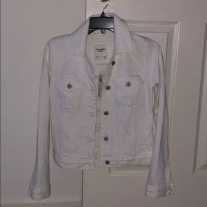White cropped jean jacket